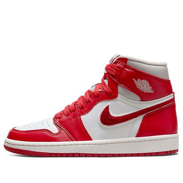 (WMNS) Air Jordan 1 High OG 'Newstalgia Chenille' DJ4891-061 Vintage Sportswear